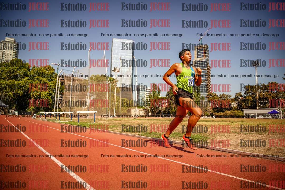 Fotos de los 3000 m llanos de varones