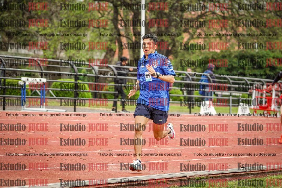Fotos de los 800 m llanos de varones
