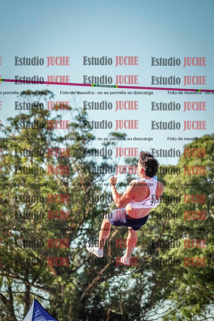 Fotos del salto con garrocha de varones - FINAL