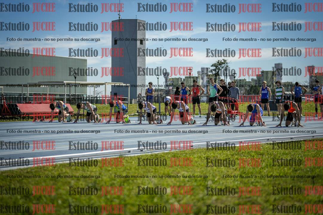 Fotos de los 100 m llanos de varones