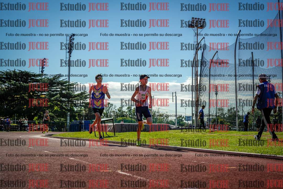 Fotos de los 2400 m de varones