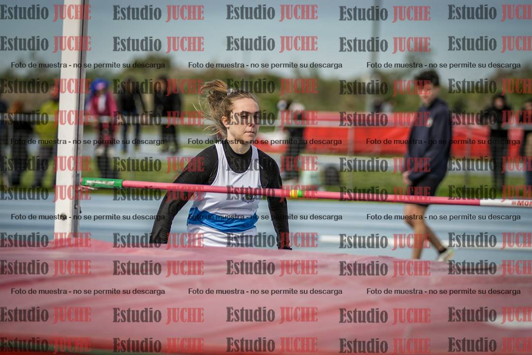 Fotos del salto en alto de mujeres - todas las categorías (incluye combinadas)