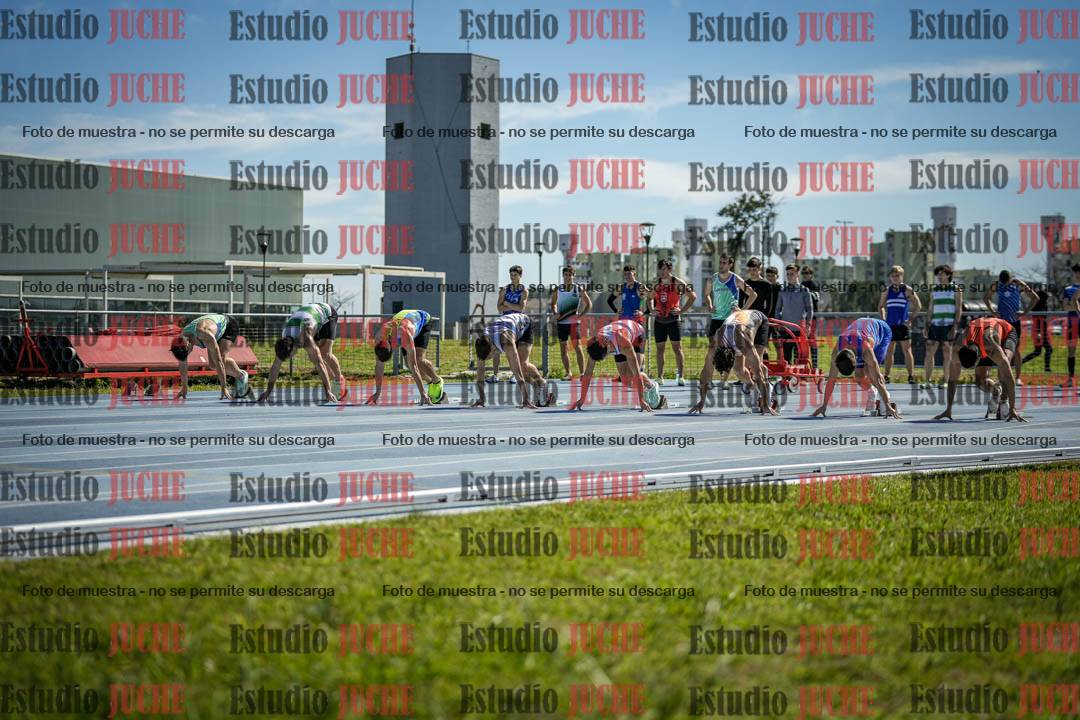 Fotos de los 100 m llanos de varones