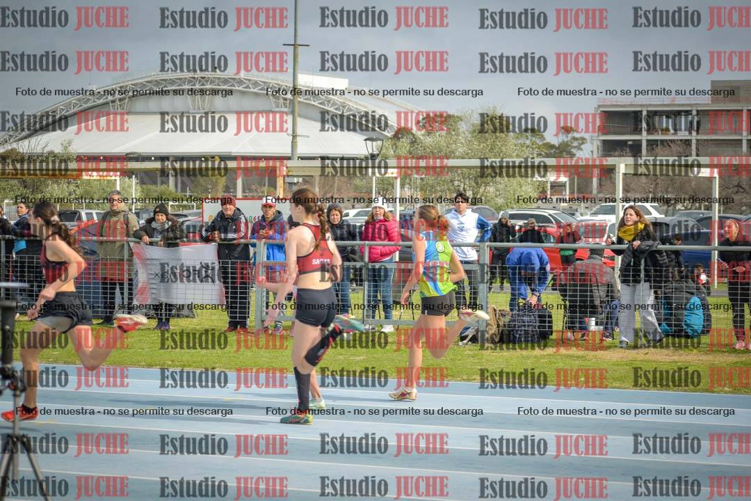 Fotos de los 80 m llanos de mujeres