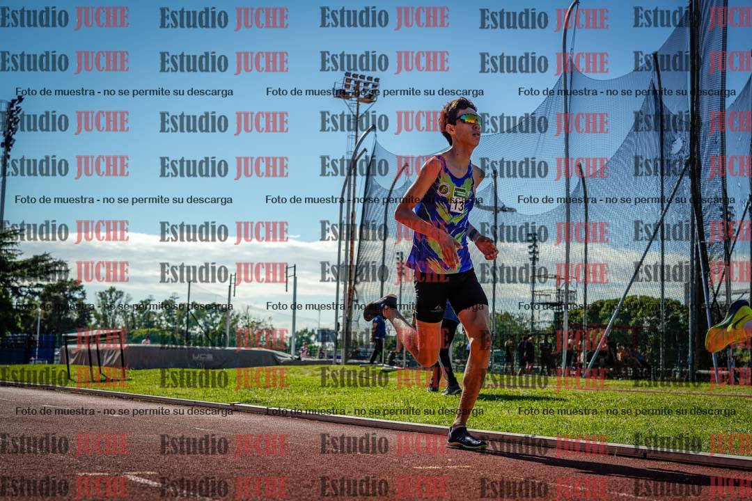 Fotos de los 2400 m de varones