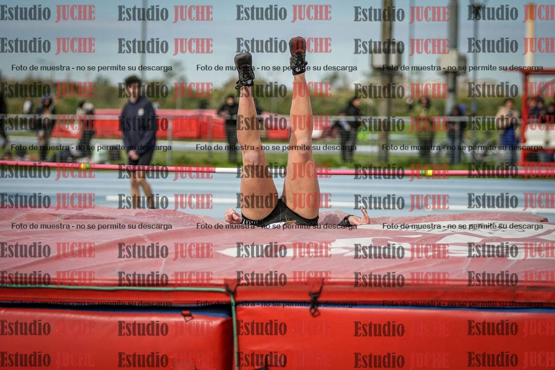 Fotos del salto en alto de mujeres - todas las categorías (incluye combinadas)