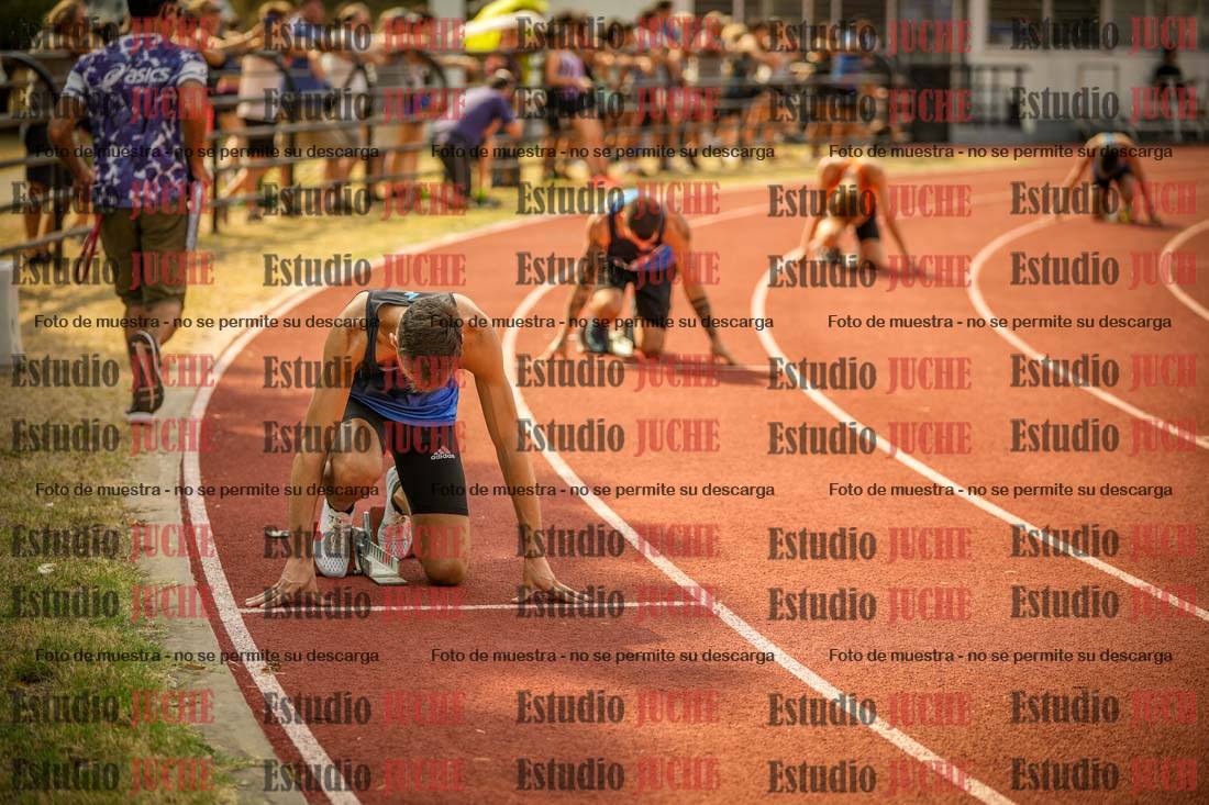 Fotos de los 400 m llanos de varones