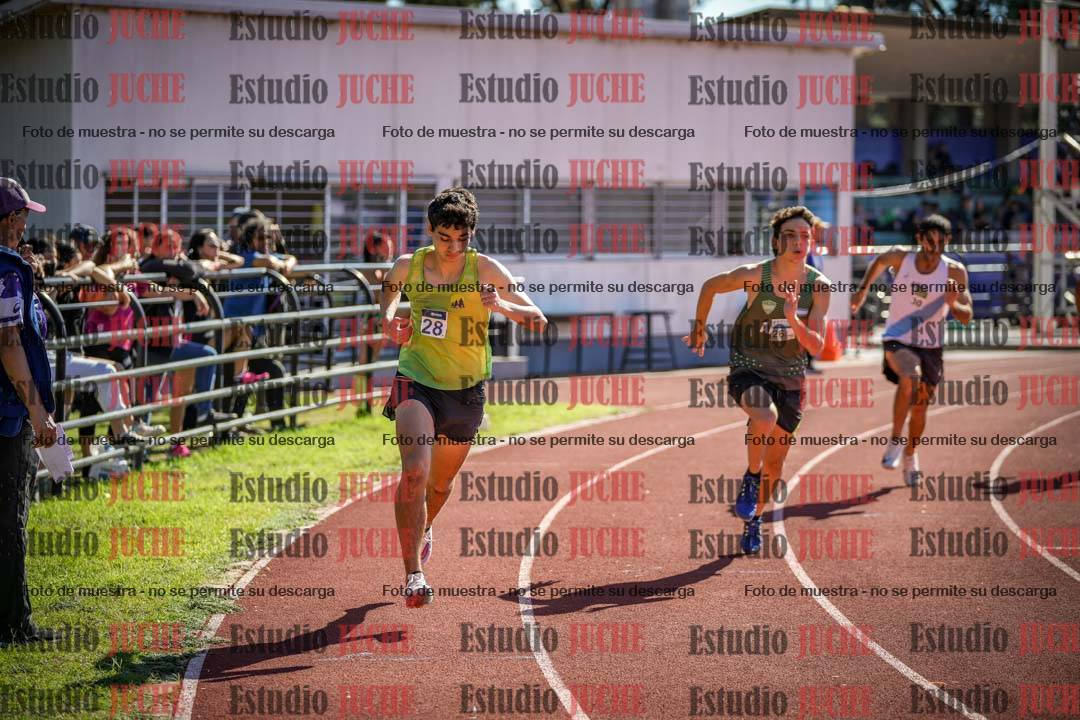 Fotos de los 800 m llanos de varones