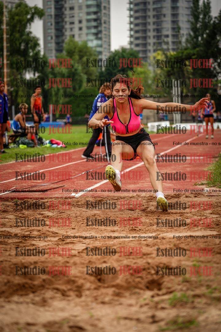 Fotos del salto triple - tabla de 8 y 10