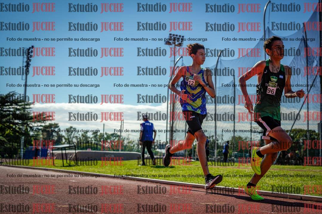 Fotos de los 2400 m de varones
