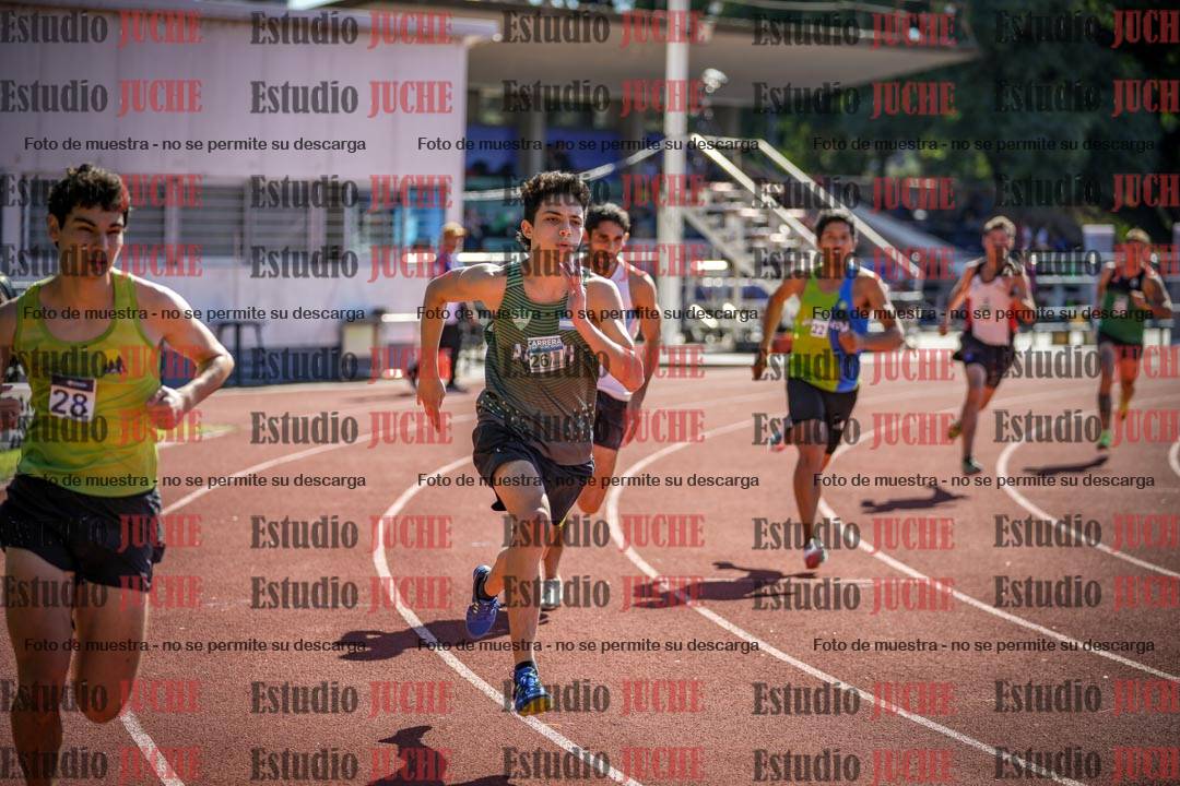 Fotos de los 800 m llanos de varones