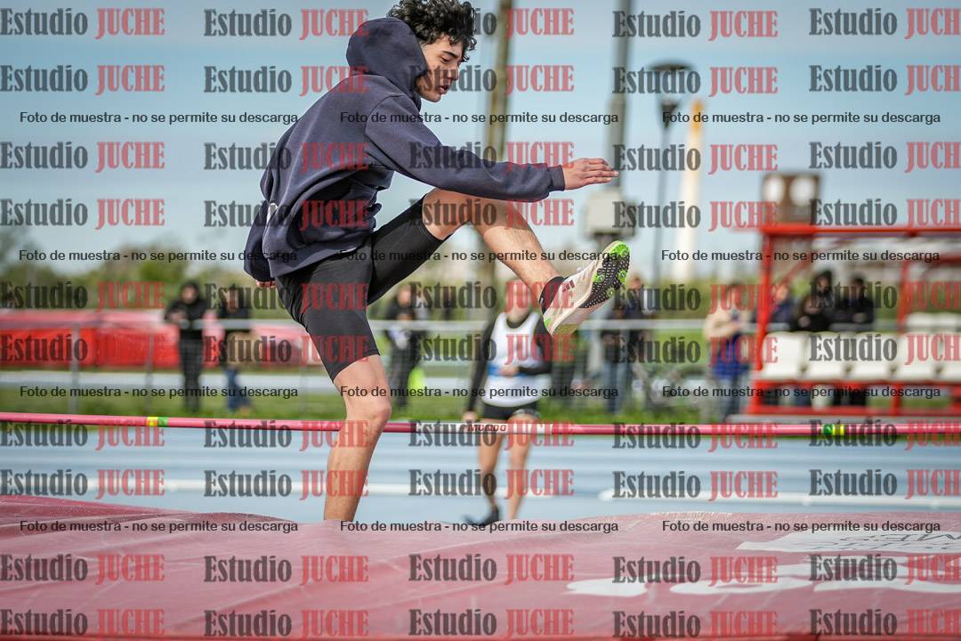 Fotos del salto en alto de varones - todas las categorías (incluye combinadas)