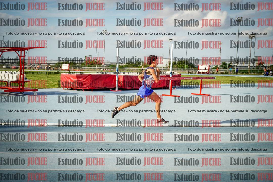 Fotos de los 800 m llanos de varones
