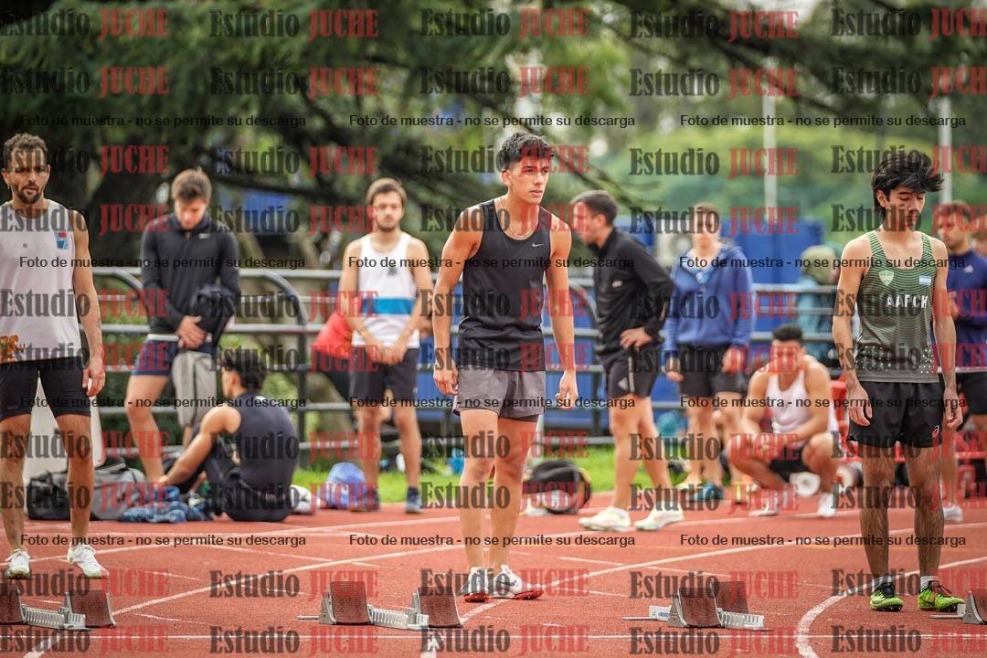 Fotos de los 100 m llanos de varones