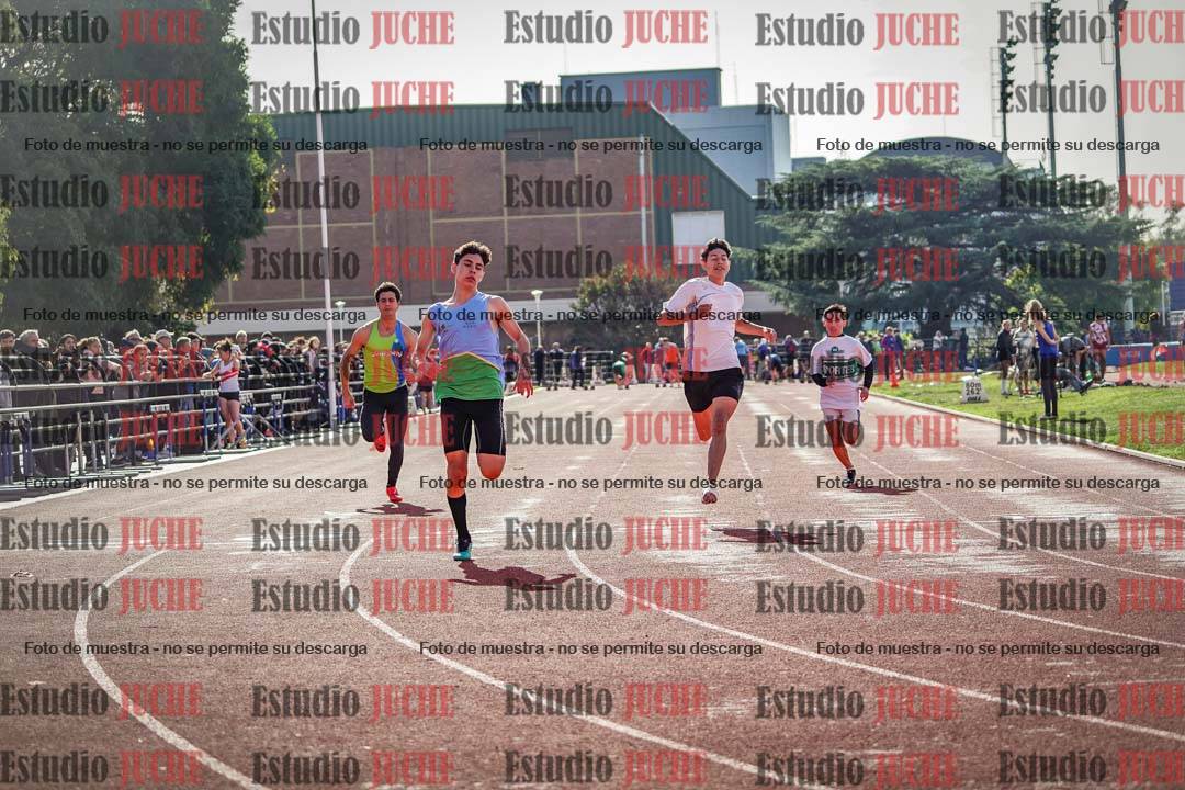 Fotos de los 100 m llanos de varones