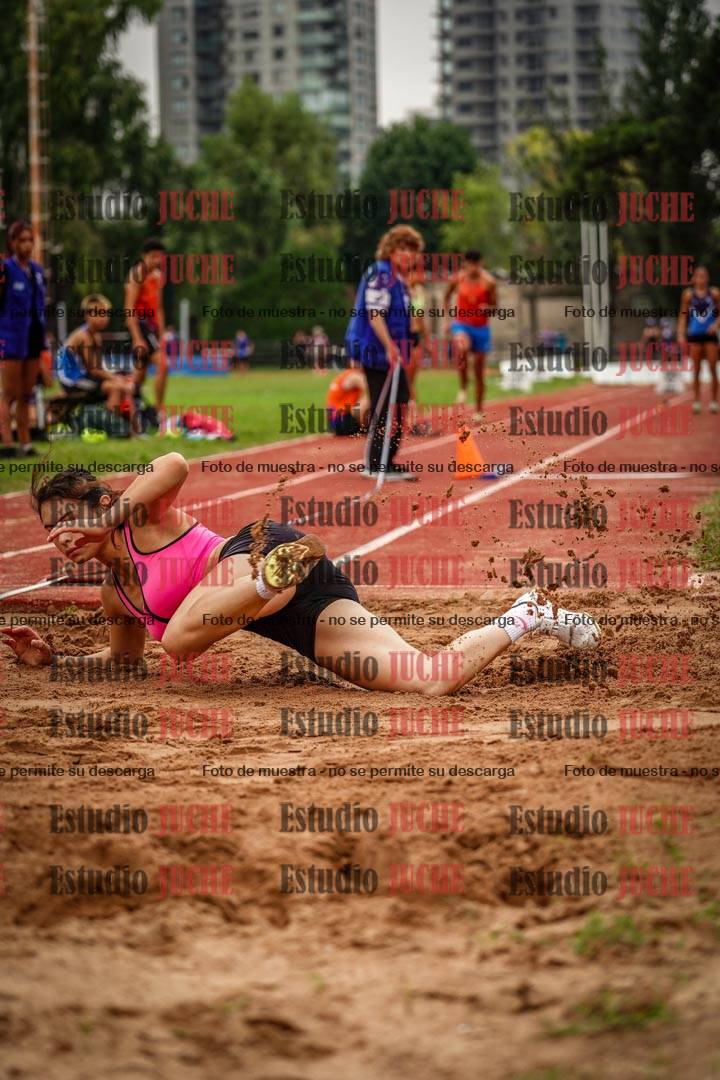 Fotos del salto triple - tabla de 8 y 10