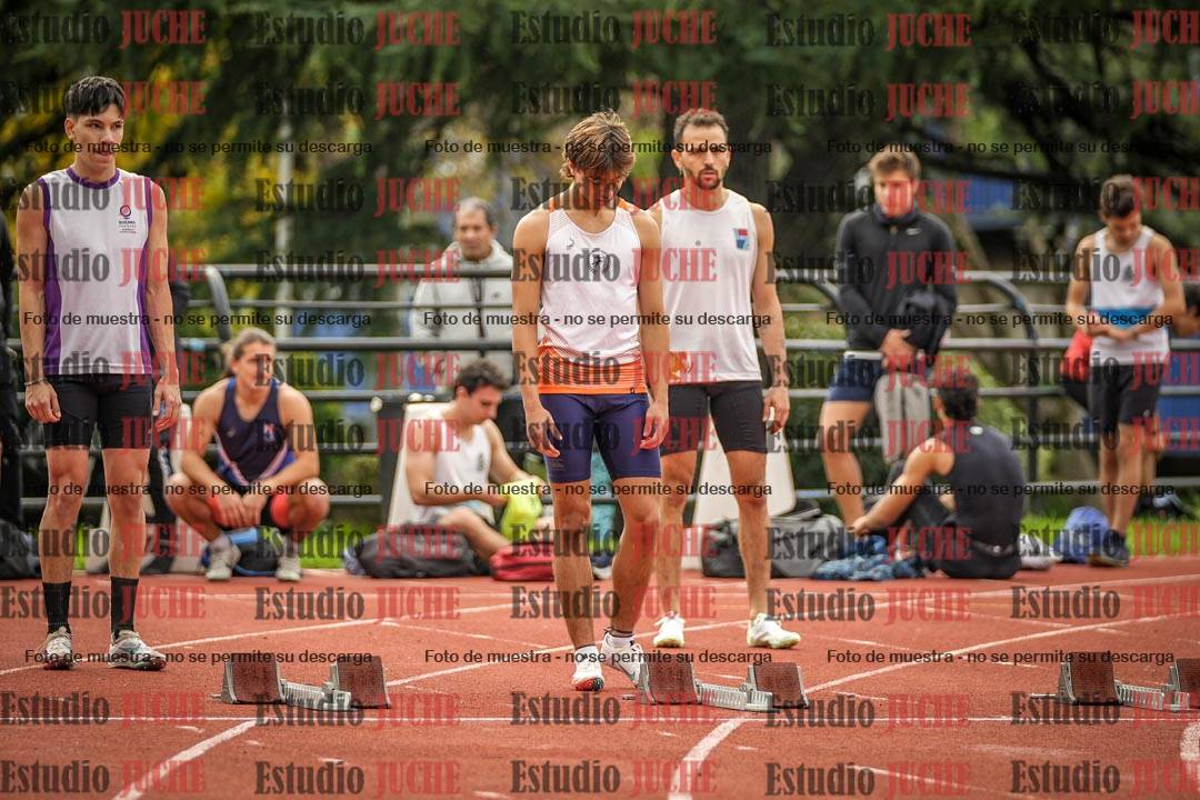 Fotos de los 100 m llanos de varones