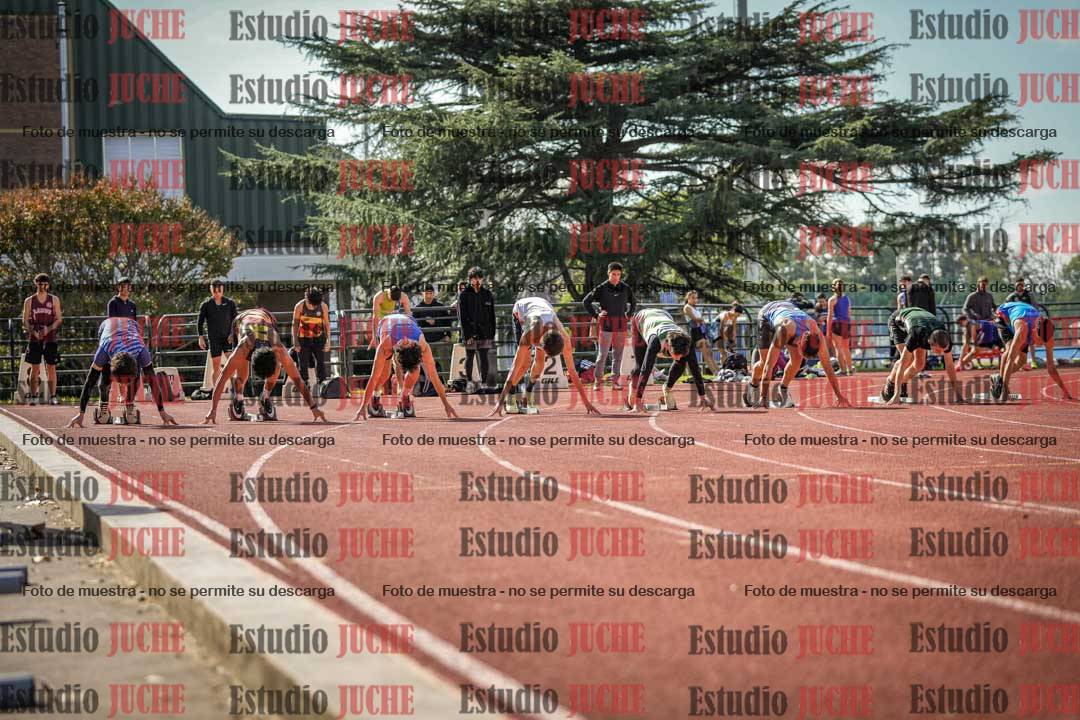 Fotos de los 100 m llanos de varones