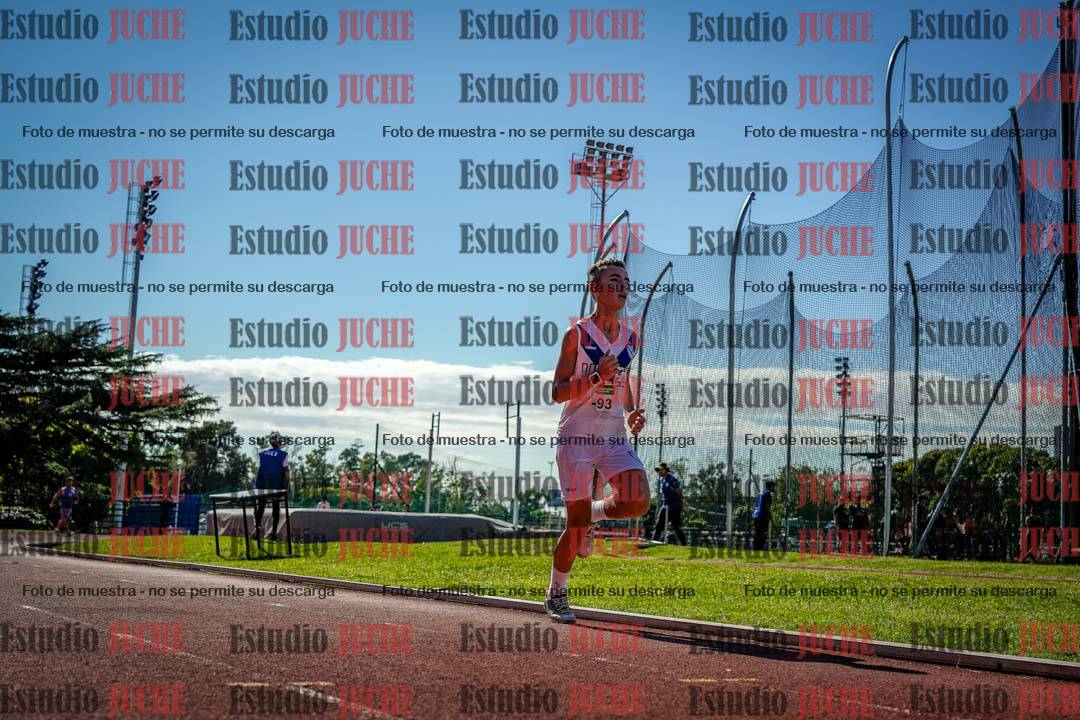 Fotos de los 2400 m de varones