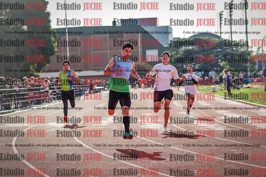 Fotos de los 100 m llanos de varones