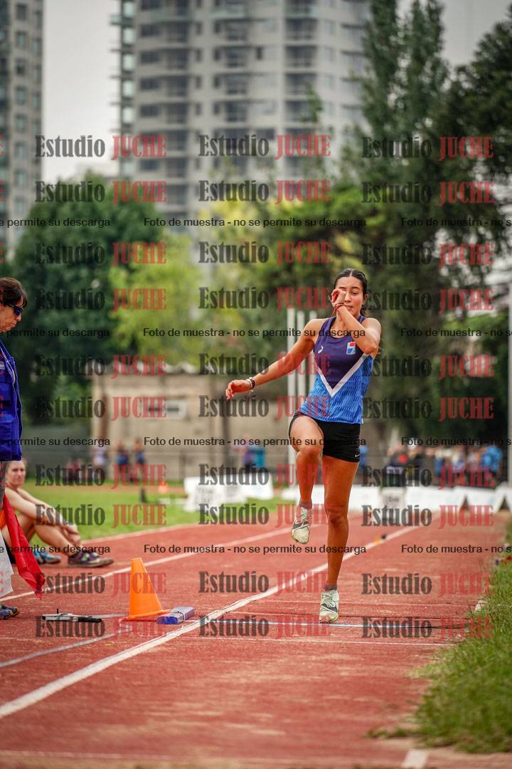 Fotos del salto triple - tabla de 8 y 10