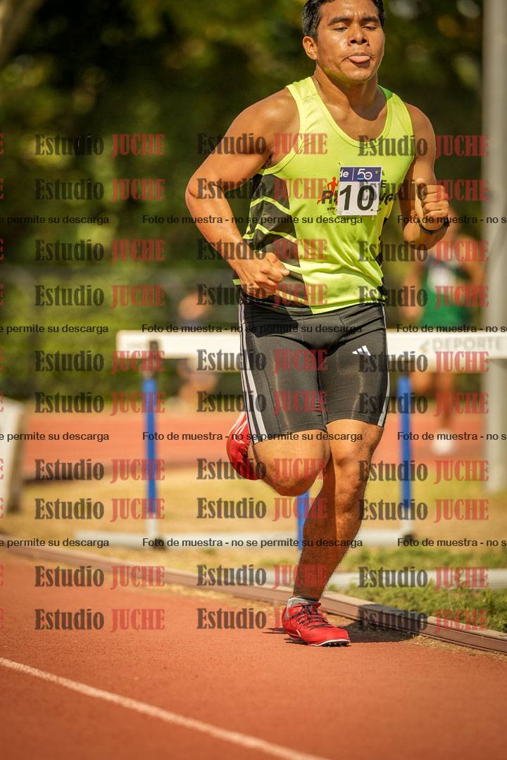 Fotos de los 3000 m llanos de varones