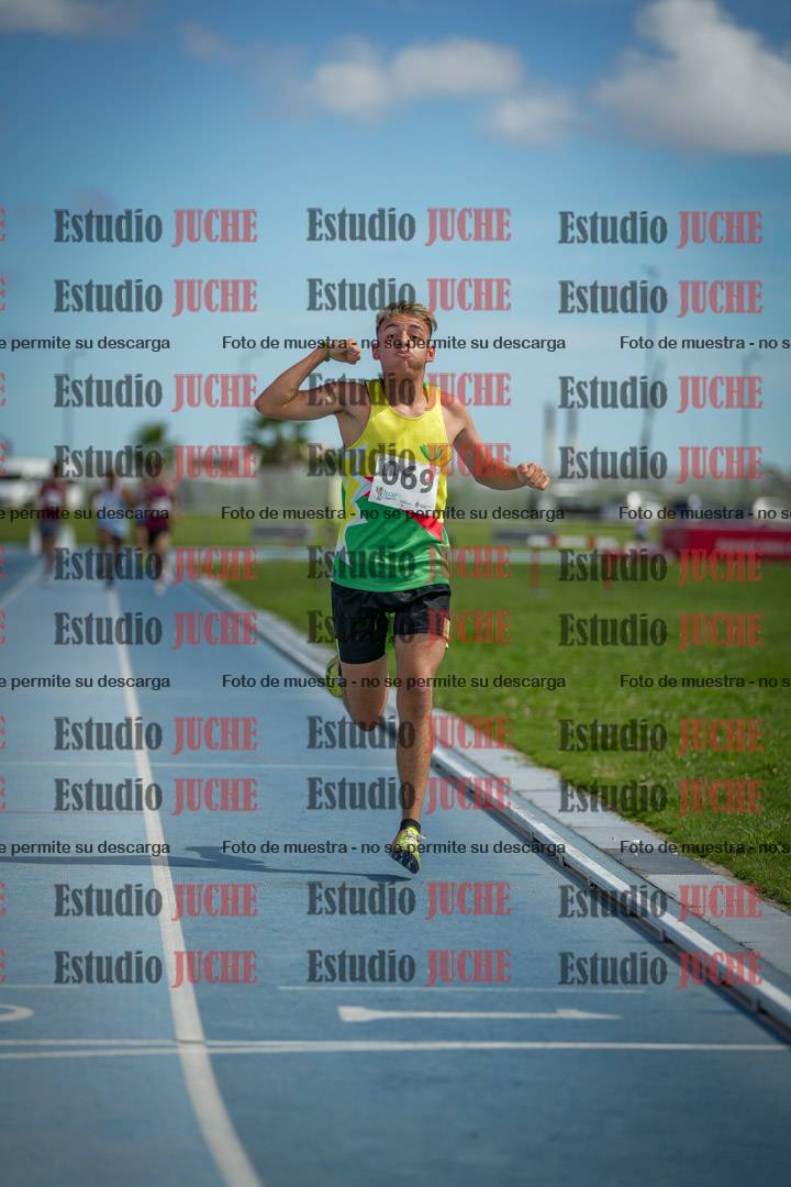 Fotos de los 1000 m llanos de varones