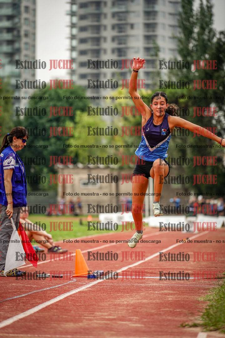 Fotos del salto triple - tabla de 8 y 10