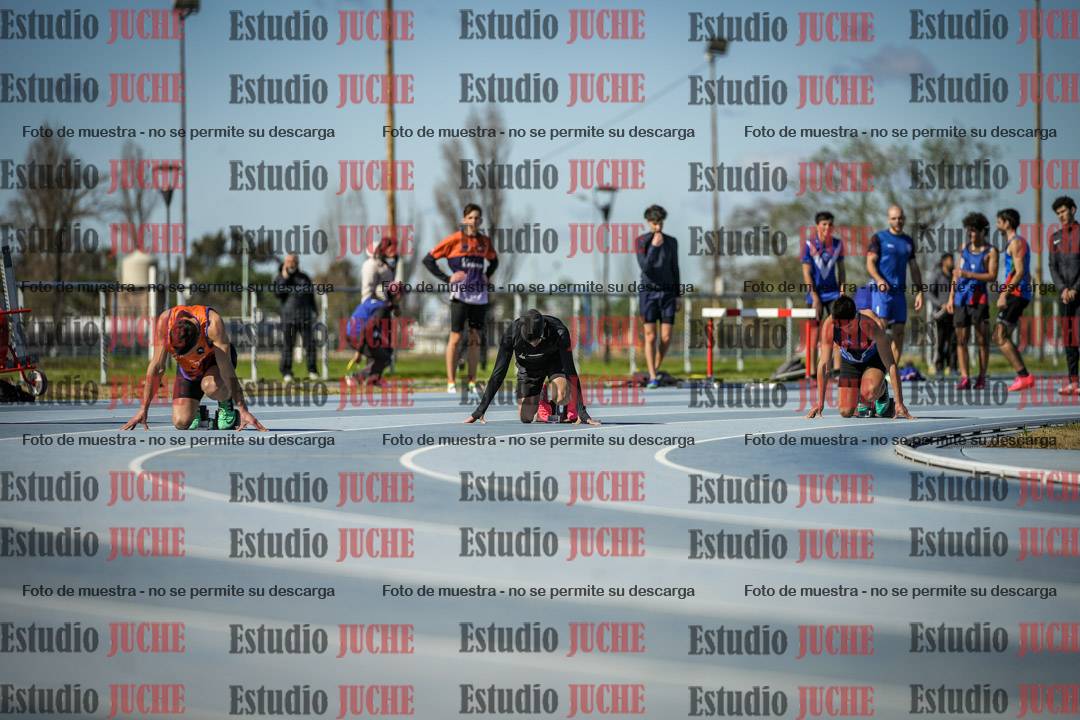 Fotos de los 200 m llanos de varones