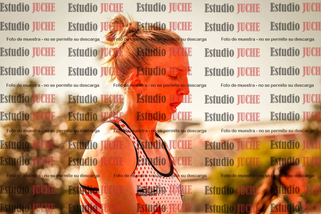 Fotos de los 100 m con vallas de mujeres