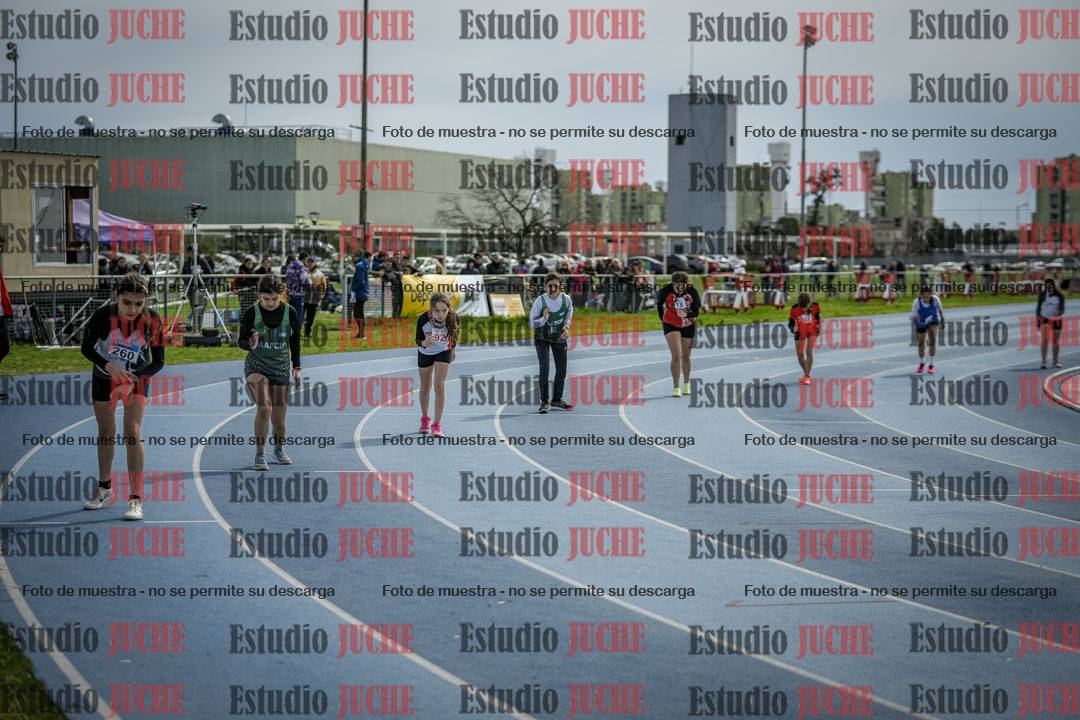 Fotos de los 800 m llanos de mujeres - U14