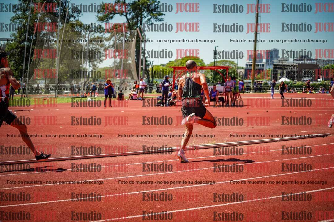Fotos de los 800 m llanos de varones