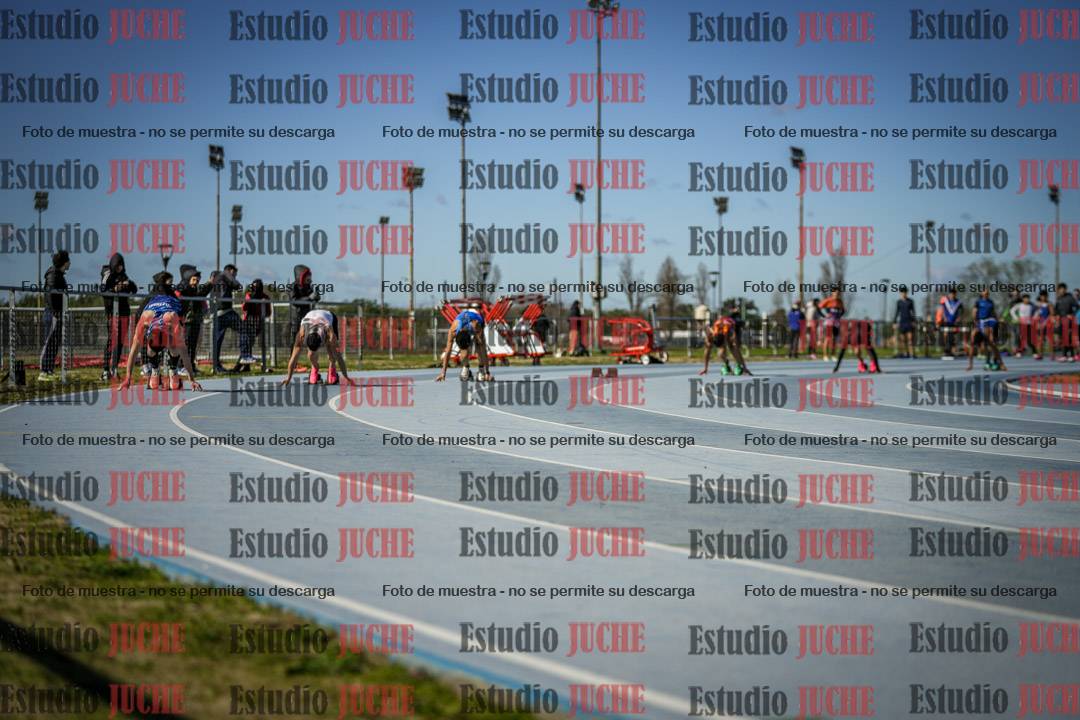 Fotos de los 200 m llanos de varones