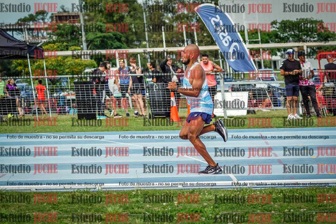 Fotos de los 1000 m llanos de varones