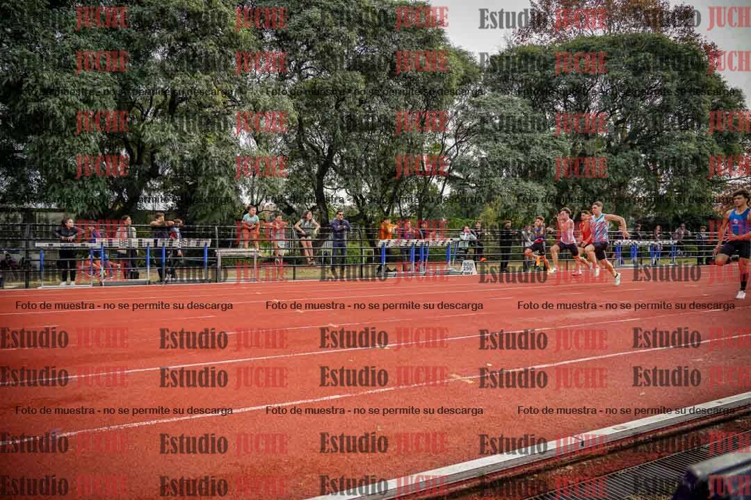 Fotos de los 100 m llanos de varones