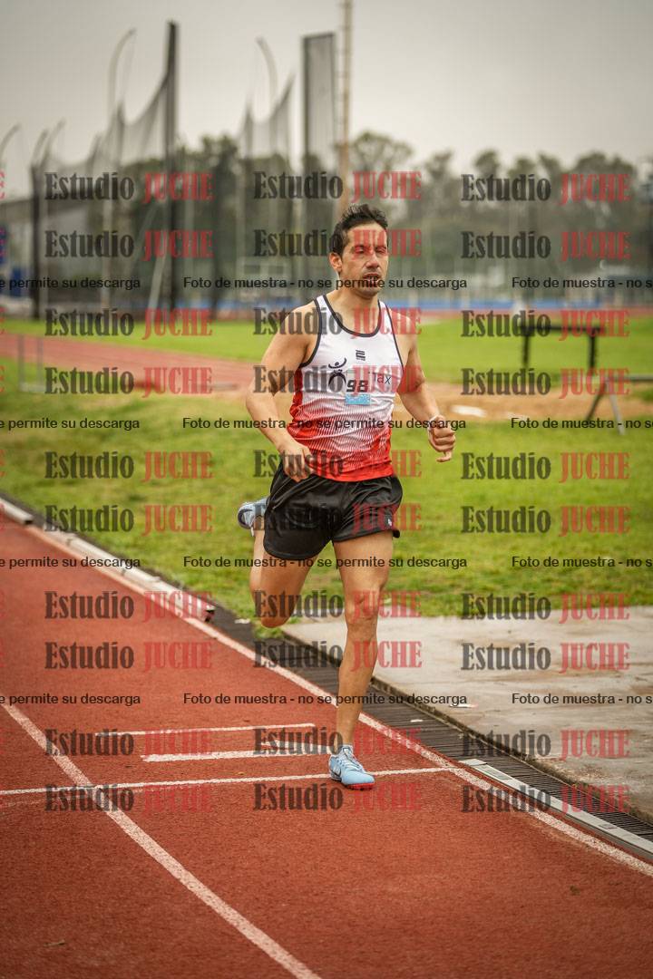 Fotos de los 800 m llanos de varones