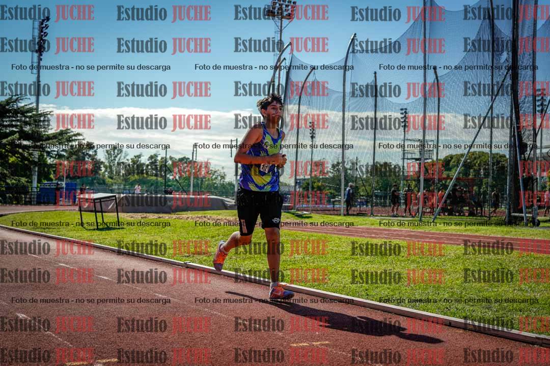 Fotos de los 2400 m de varones