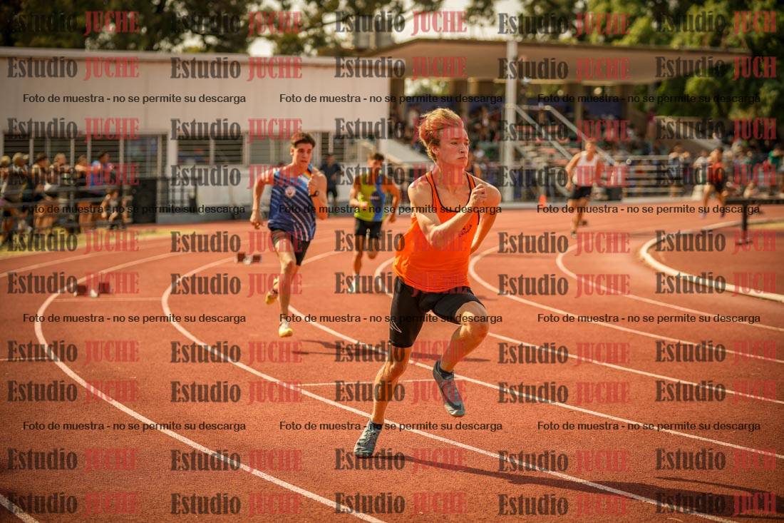Fotos de los 400 m llanos de varones