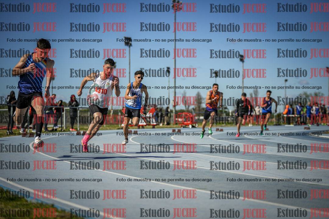 Fotos de los 200 m llanos de varones