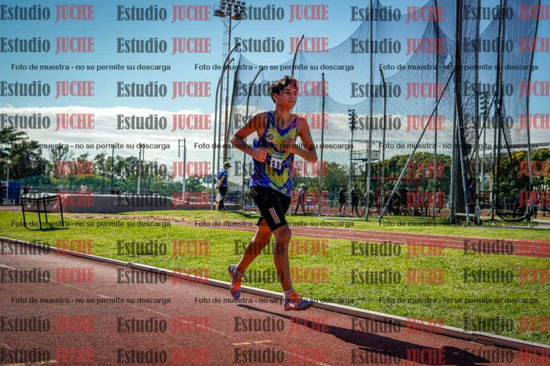 Fotos de los 2400 m de varones