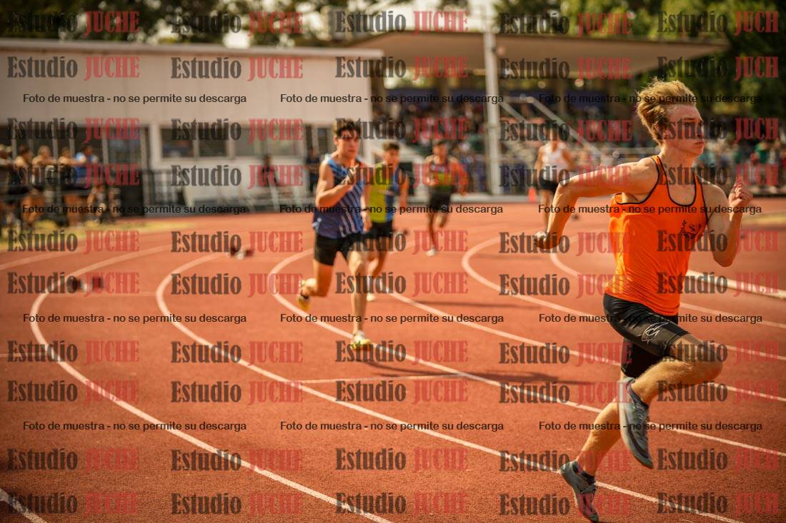 Fotos de los 400 m llanos de varones
