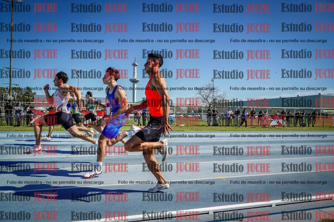 Fotos de los 100 m llanos de varones