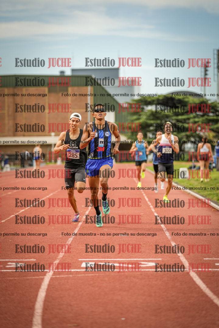 Fotos de los 1500 m llanos de varones