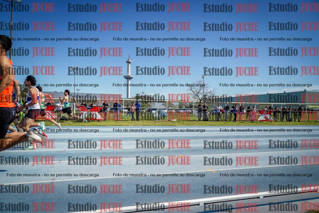 Fotos de los 100 m llanos de varones