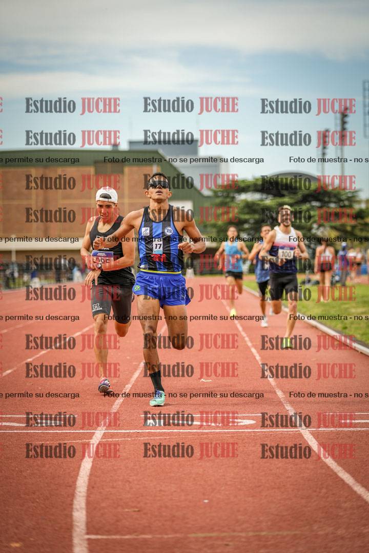 Fotos de los 1500 m llanos de varones