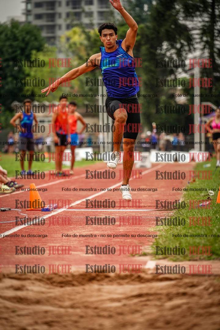 Fotos del salto triple - tabla de 8 y 10