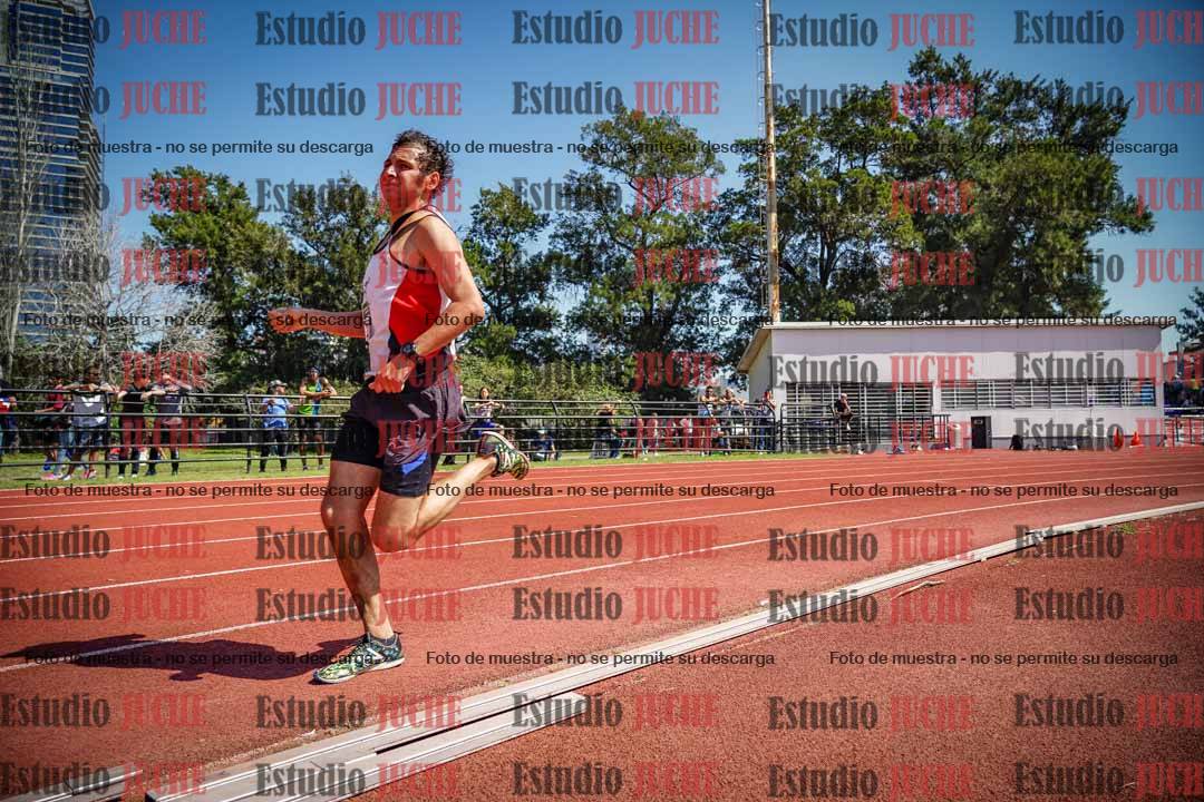 Fotos de los 800 m llanos de varones