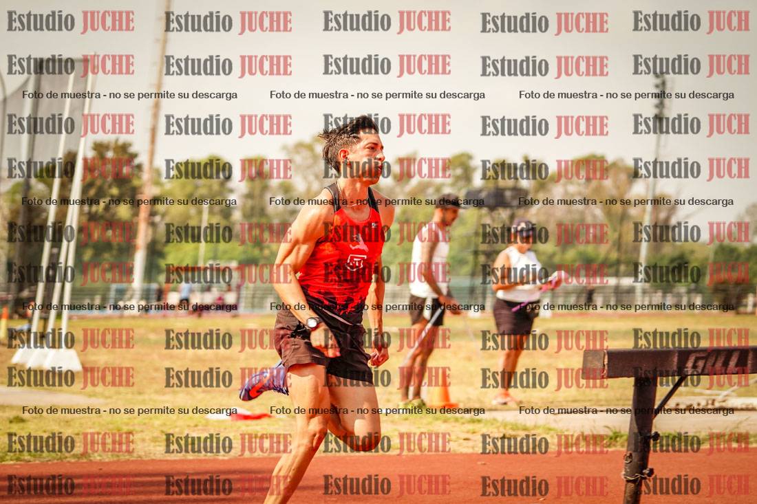 Fotos de los 400 m llanos de varones