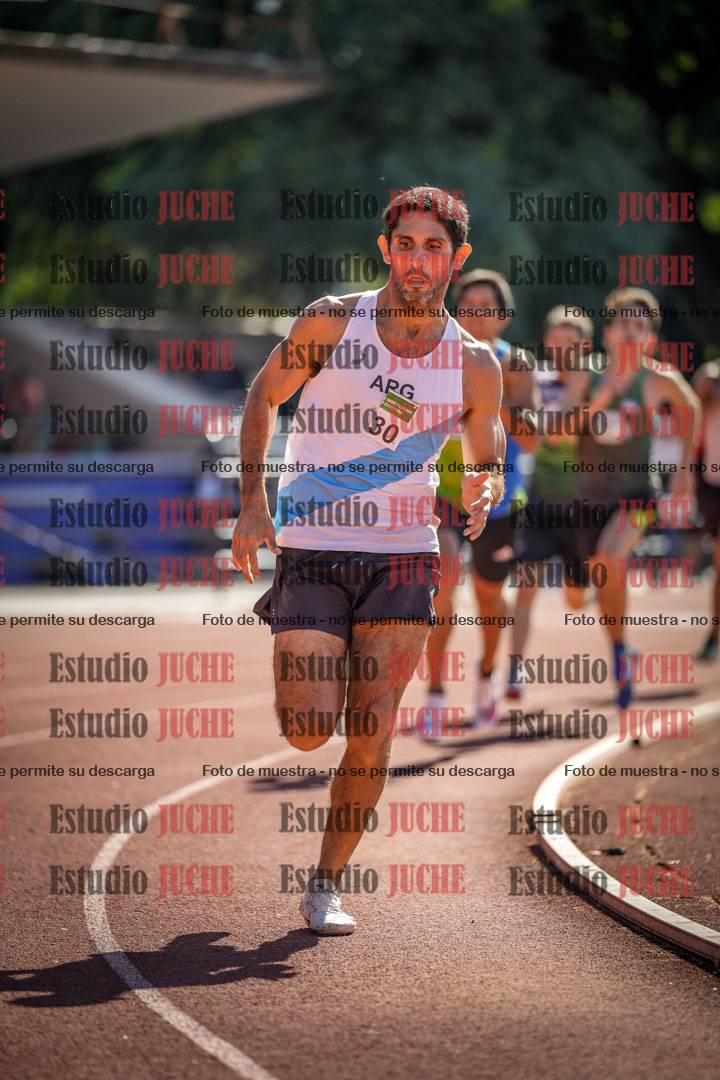 Fotos de los 800 m llanos de varones