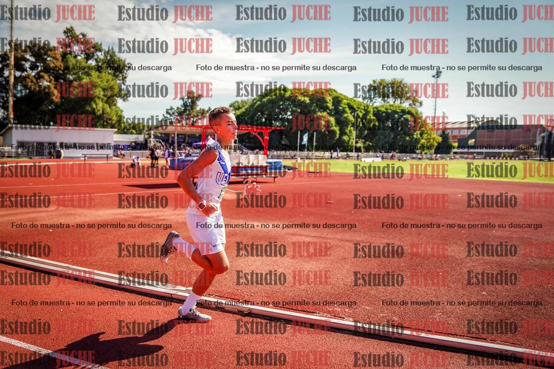 Fotos de los 2400 m de varones